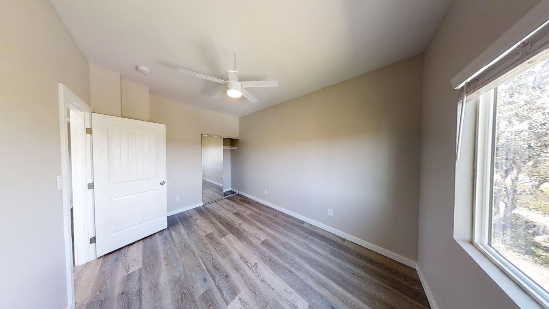 San Diego House: 5327 E Falls View