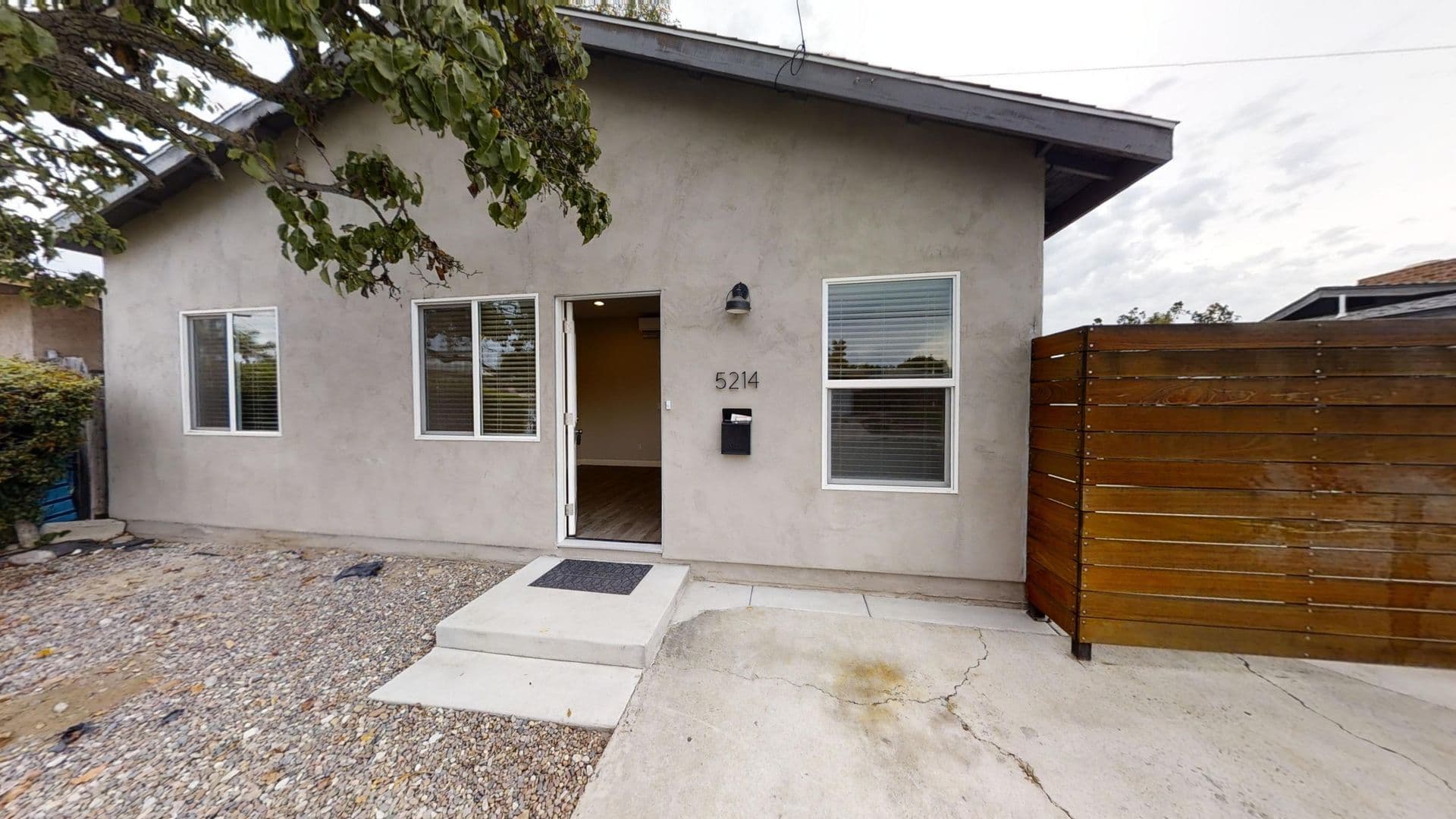 San Diego House: 5214 E Falls View Dr