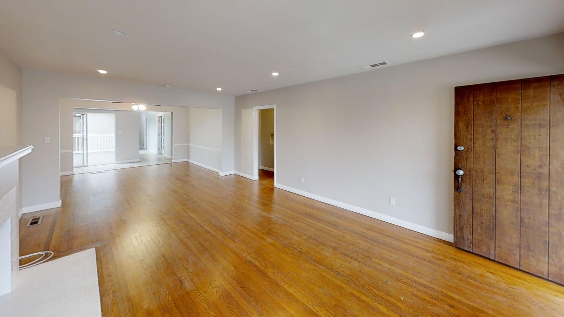 San Diego House: 4940 Rockford Dr
