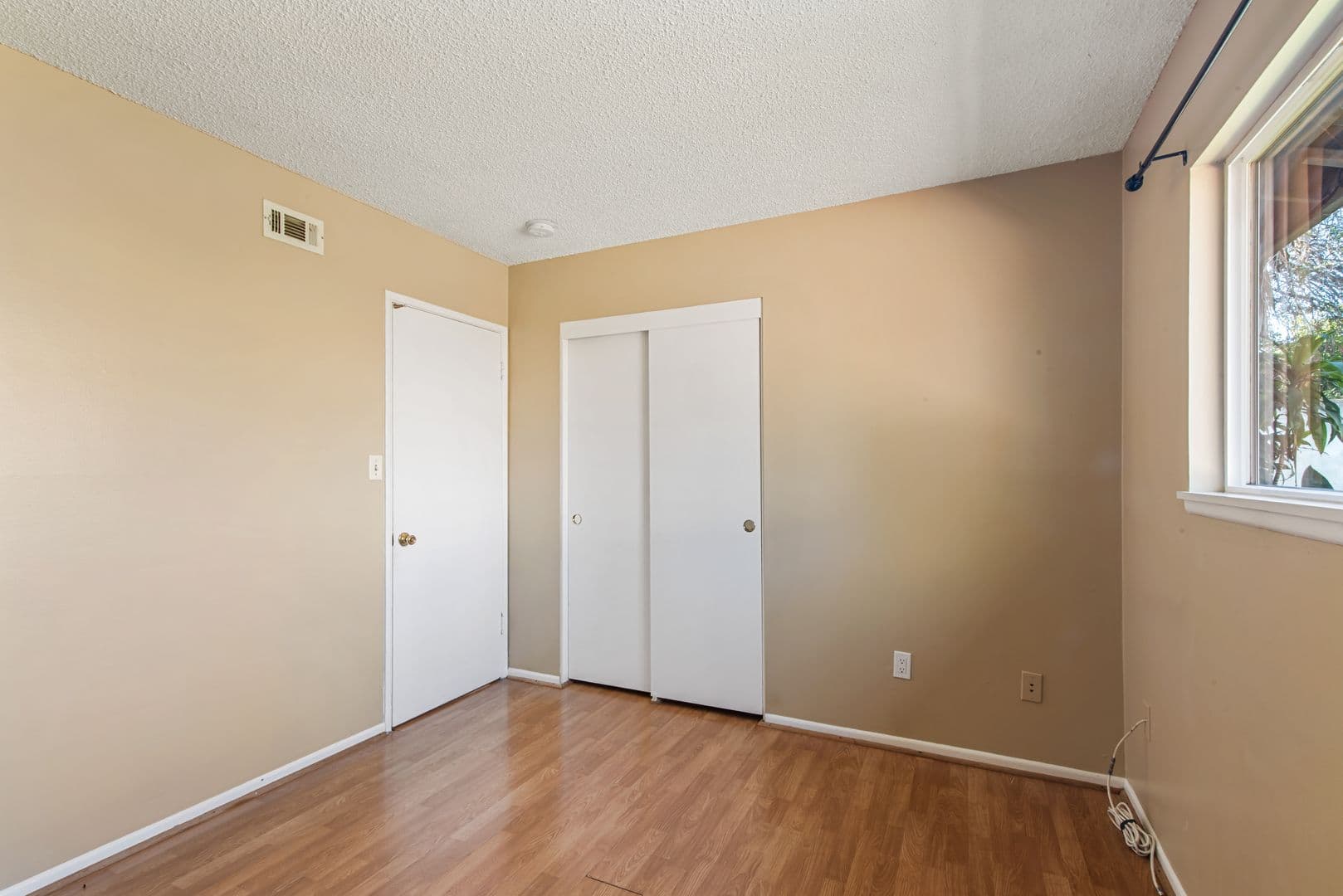 San Diego House: 3838 Governor Dr