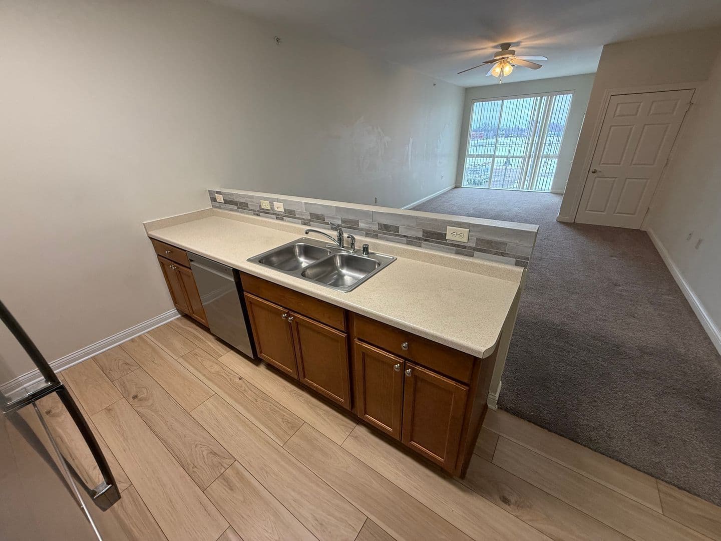 Kenosha Apartment: 1923 63rd St