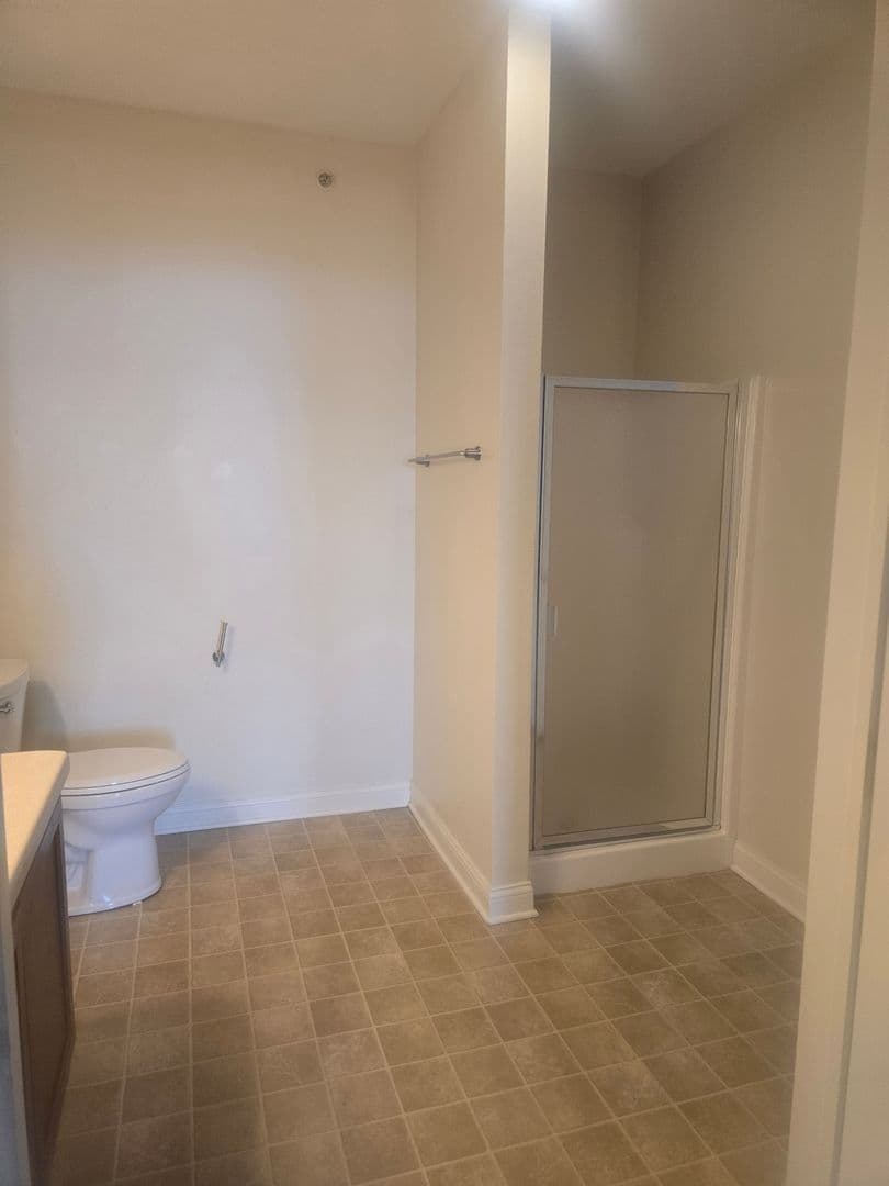 Kenosha Apartment: 1923 63rd St