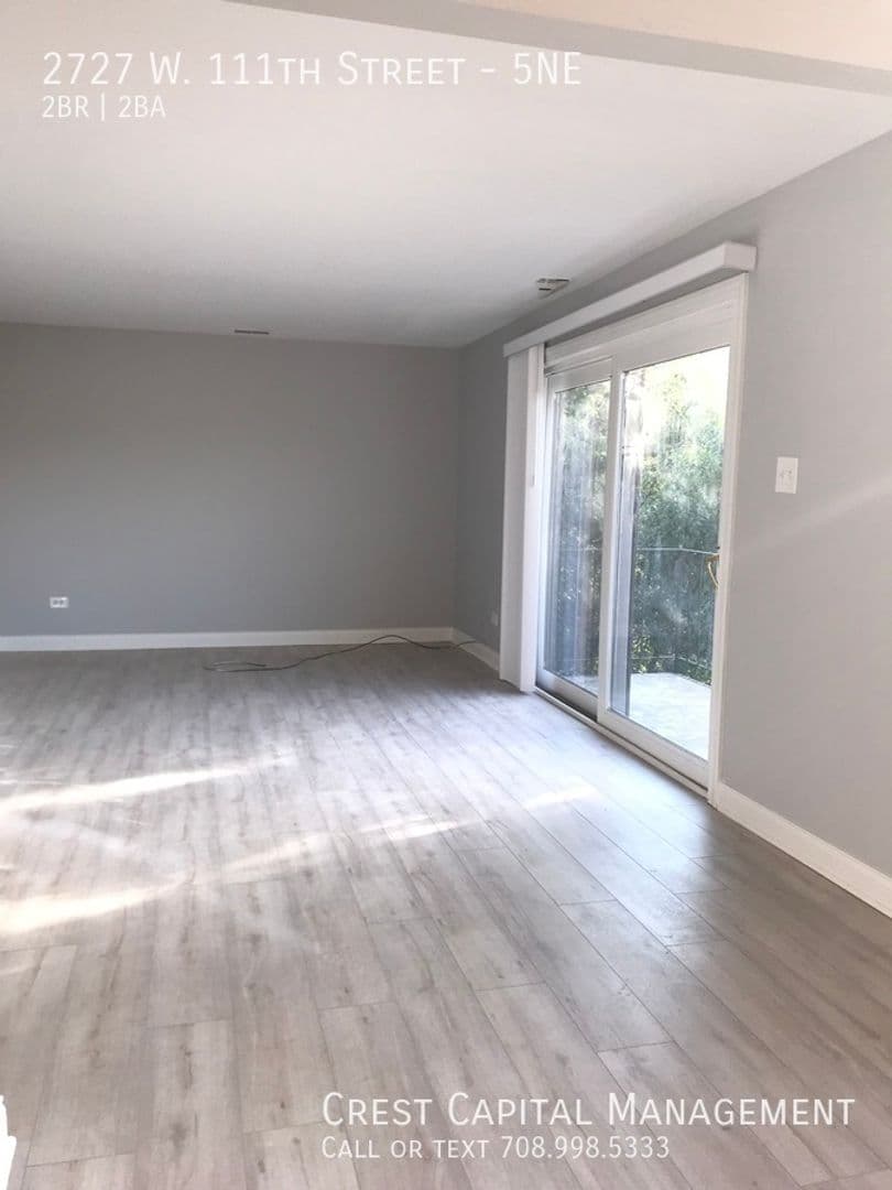 Chicago Apartment: 2727 W 111th St