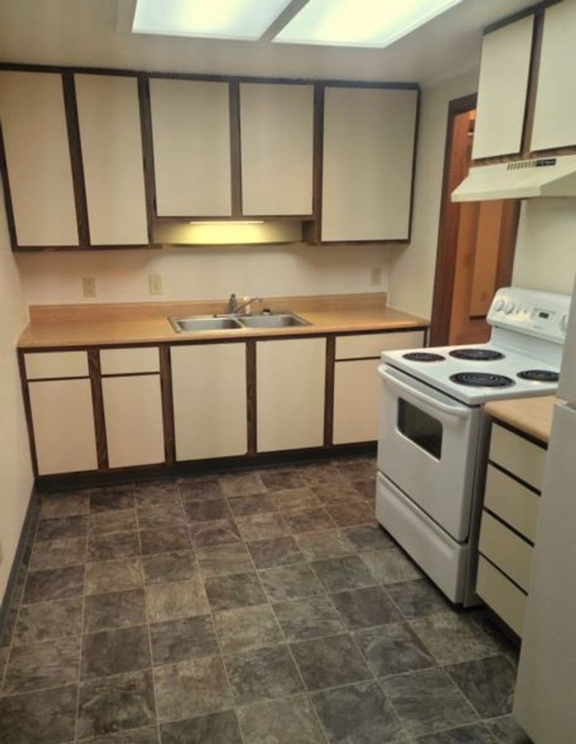 Michigan City Apartment: 110 Cedar Gate Ct