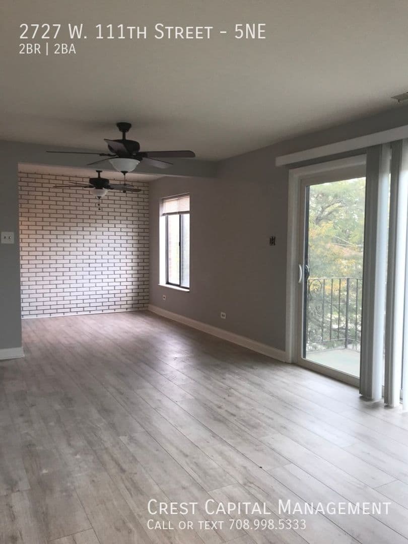 Chicago Apartment: 2727 W 111th St