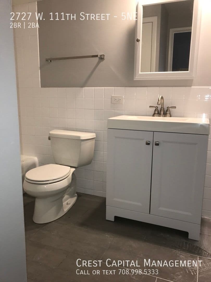 Chicago Apartment: 2727 W 111th St