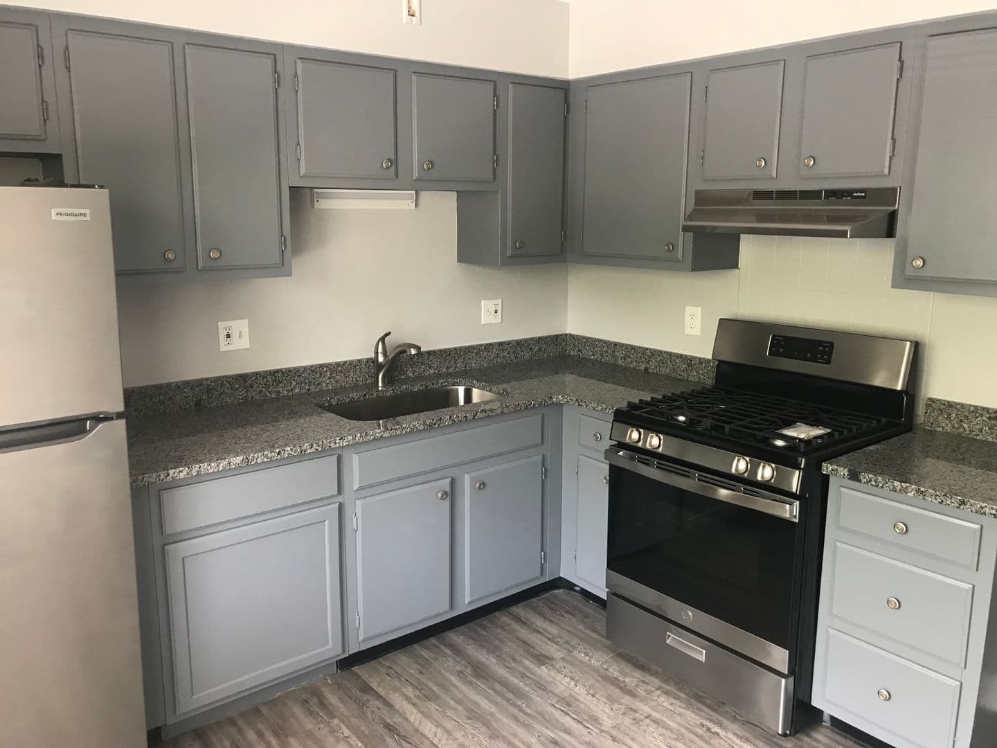 Valparaiso Apartment: 156-364 Mayfield Ave