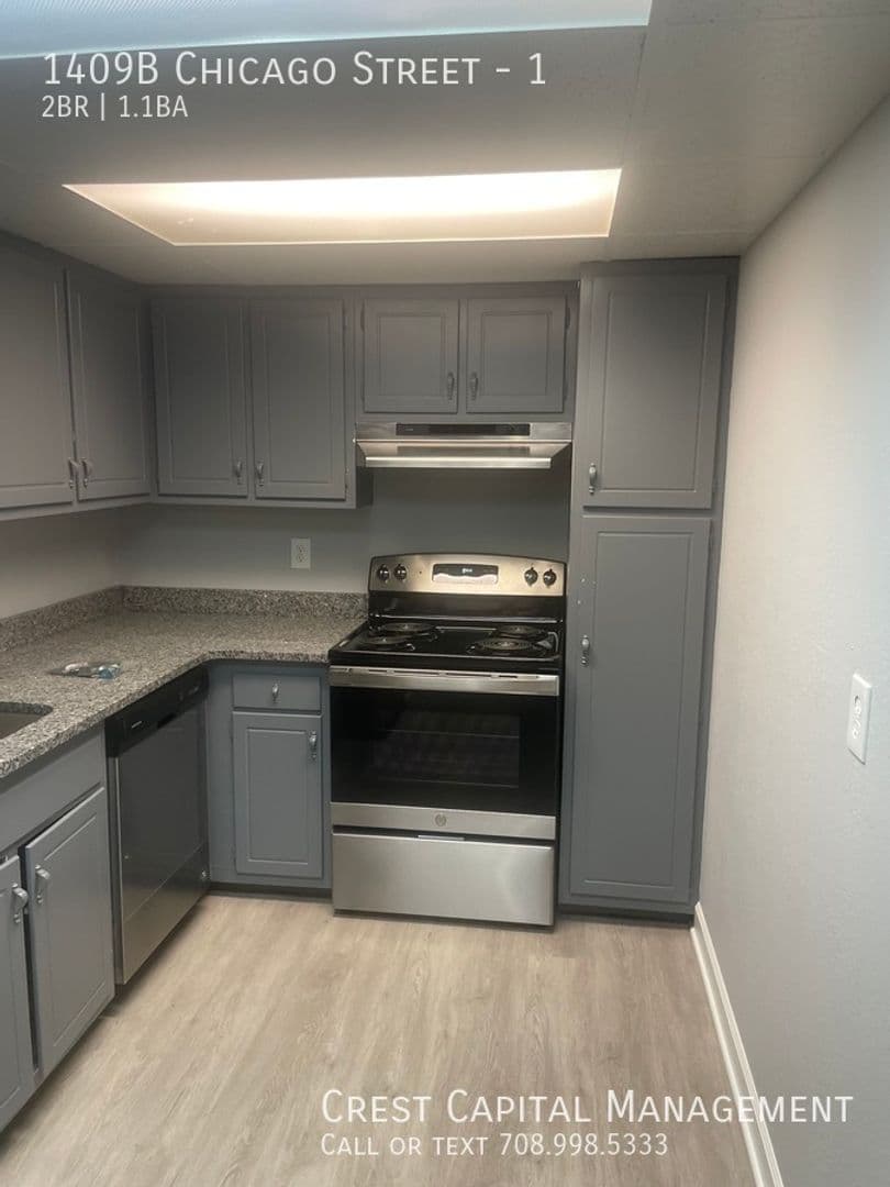 Valparaiso Apartment: 1405-11 E Chicago St