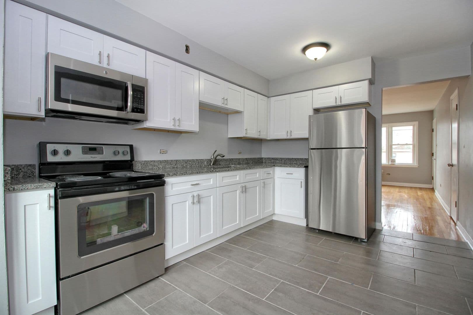 Oak Lawn Apartment: 10114-16 S Pulaski Rd