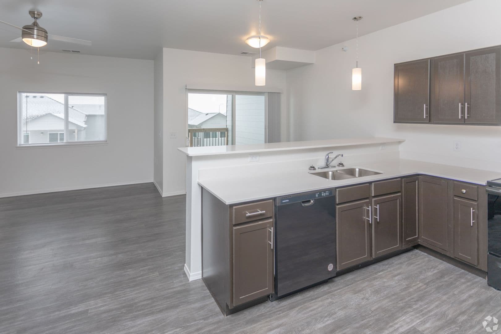 Sioux Falls Apartment: 3909 N Olympia Ave