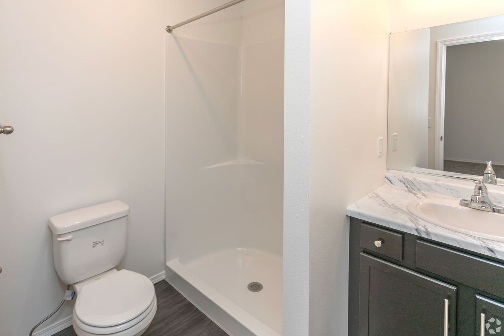 Sioux Falls Apartment: 3909 N Olympia Ave