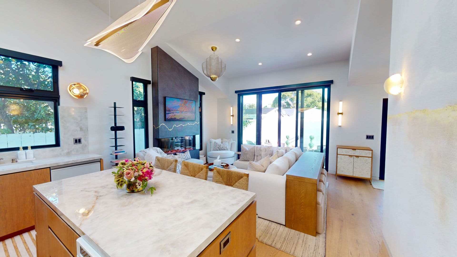 Coronado Townhome: 163 G Ave  - 163 G Ave