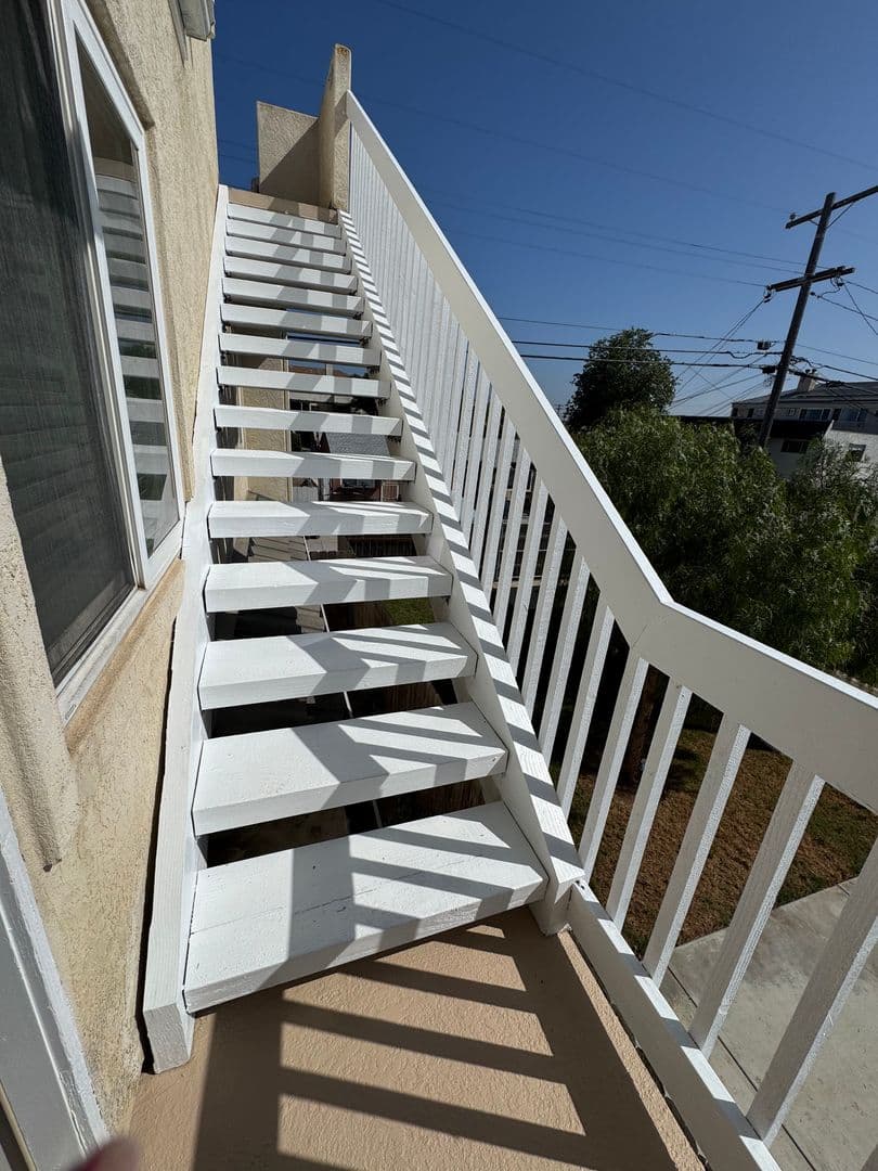 Imperial Beach House: 256 Elm Ave