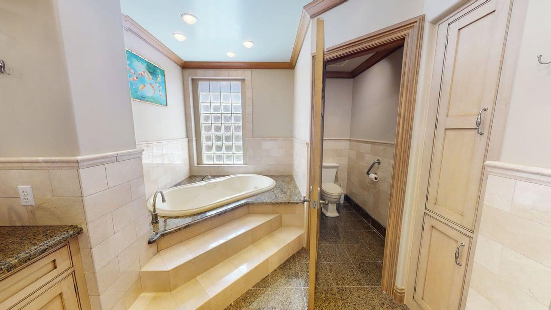 Coronado Condo: 120 C Ave #205