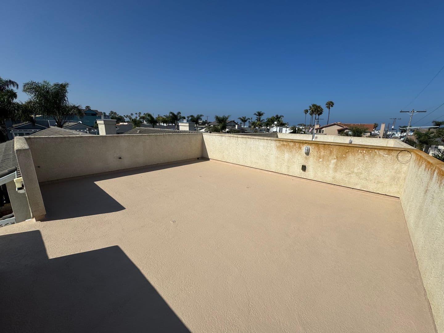 Imperial Beach House: 256 Elm Ave