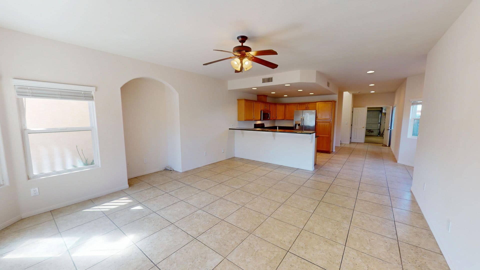 Imperial Beach House: 256 Elm Ave