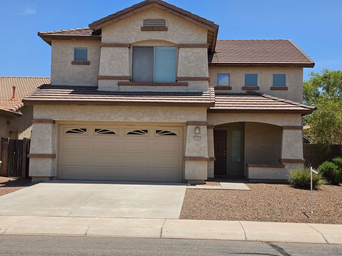 Maricopa House: 22257 N Gibson Dr