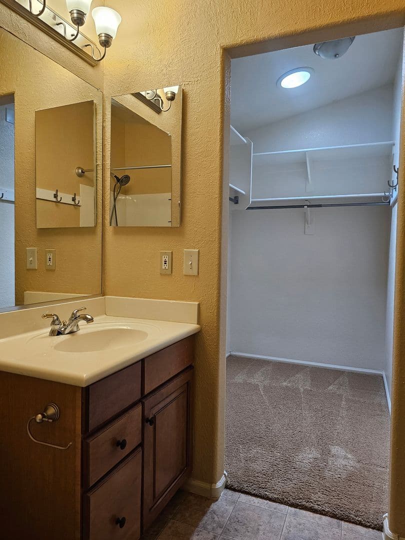 Maricopa House: 42804 W Sunland Dr