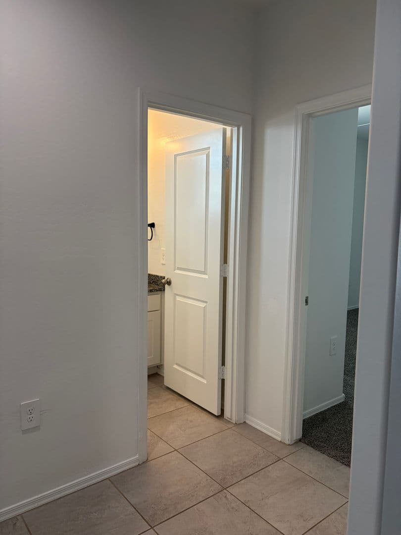 Maricopa House: 36202 W San Alvarez Ave