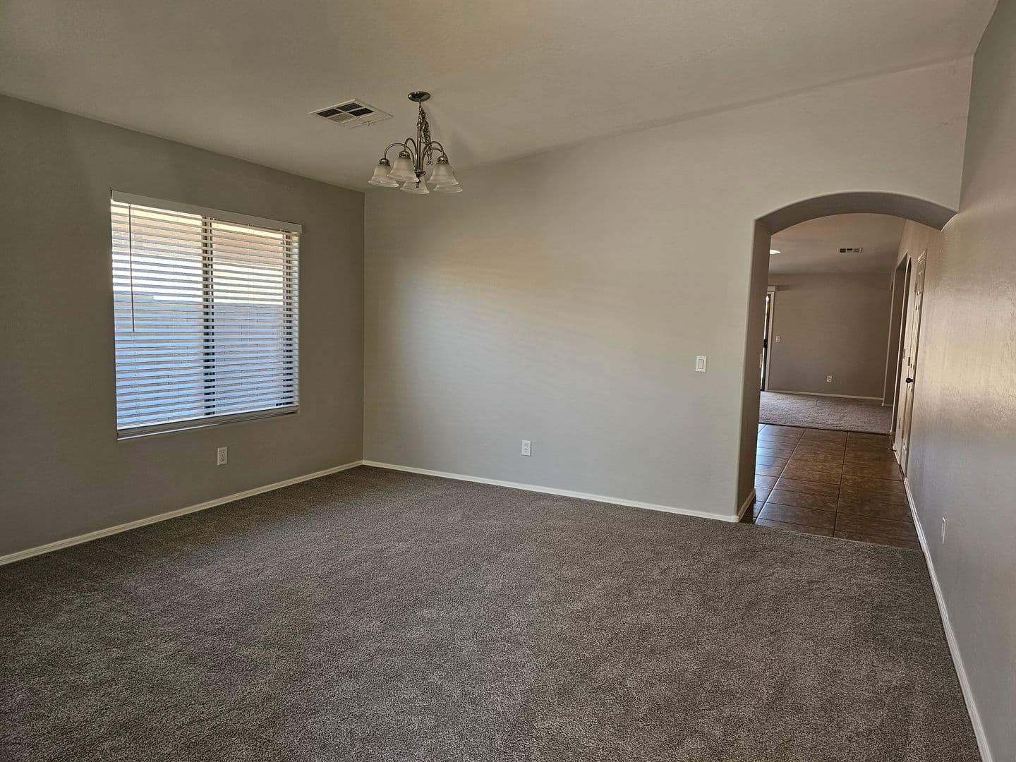 Maricopa House: 45360 W Woody RD