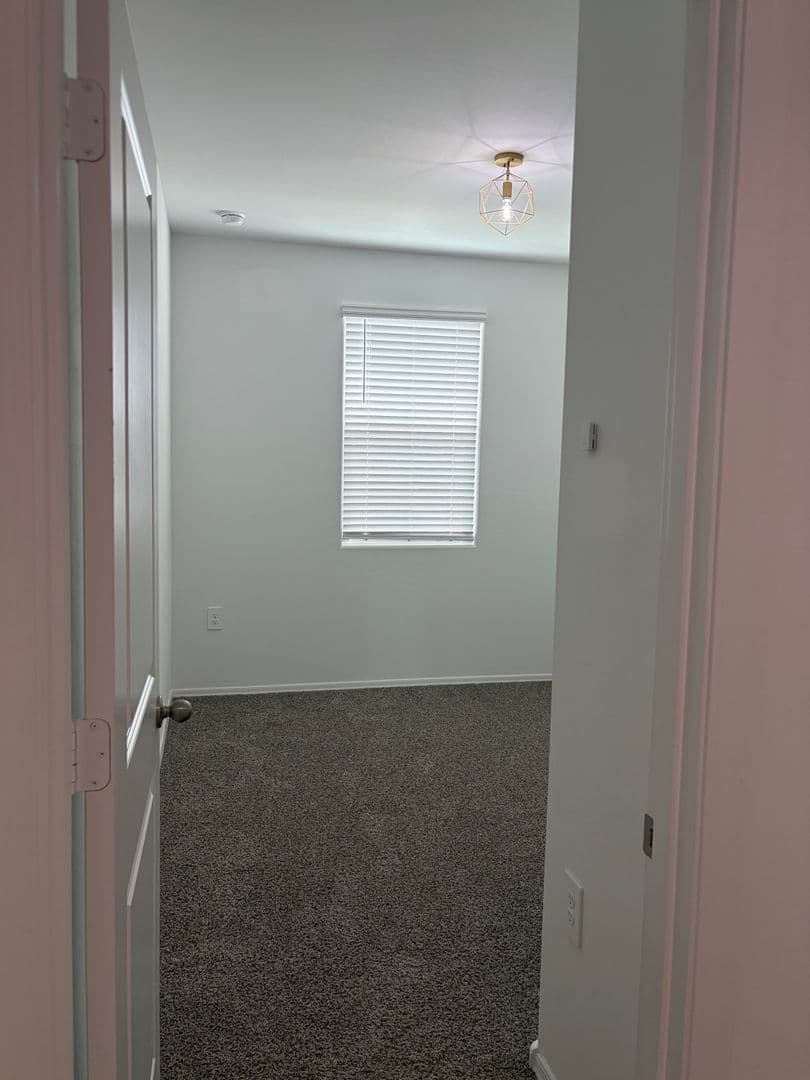 Maricopa House: 36202 W San Alvarez Ave