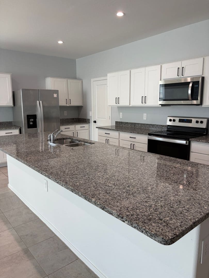 Maricopa House: 36202 W San Alvarez Ave