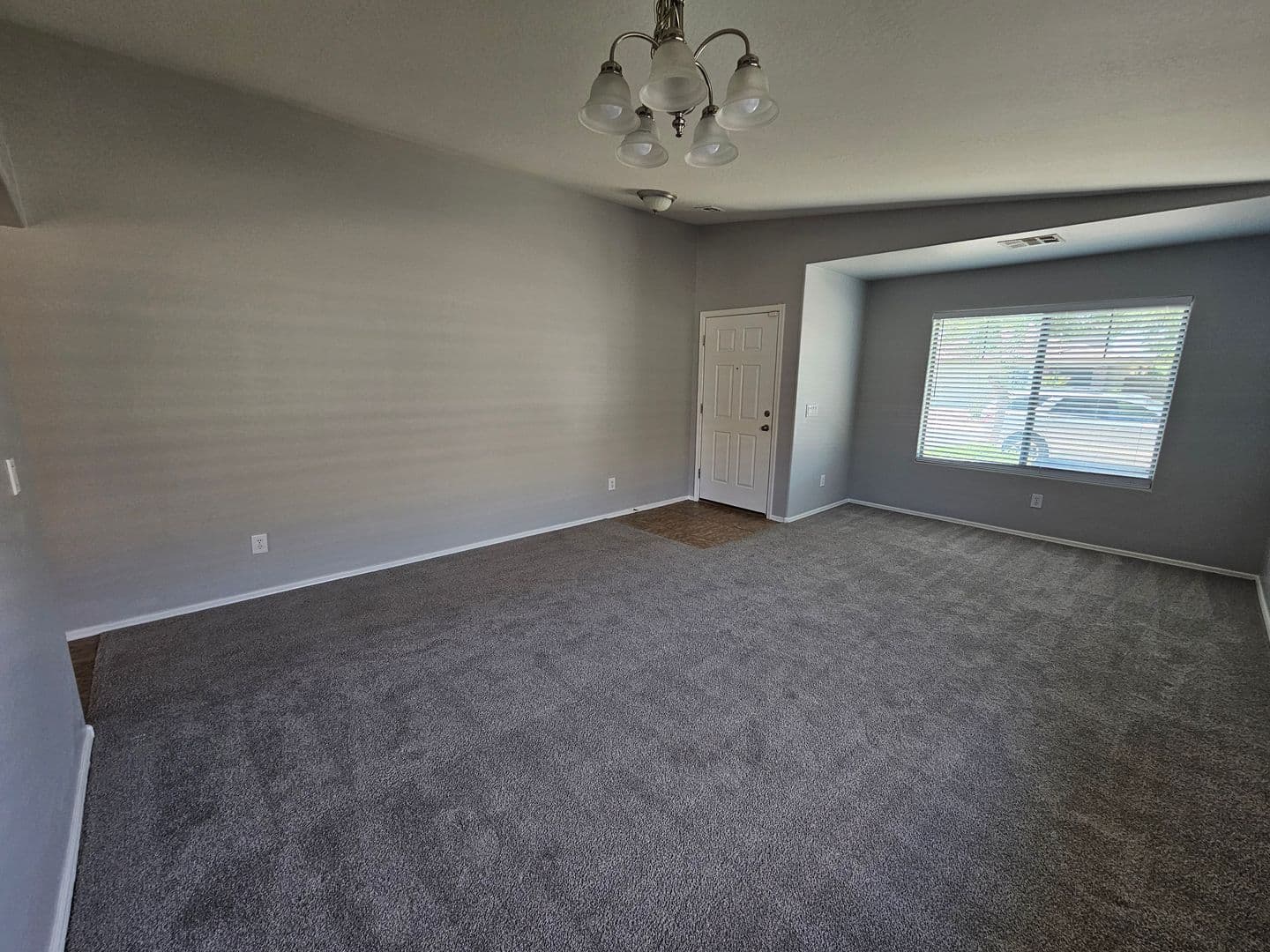 Maricopa House: 45360 W Woody RD