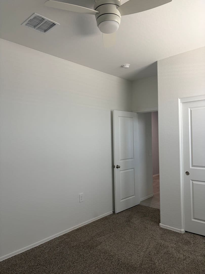 Maricopa House: 36202 W San Alvarez Ave