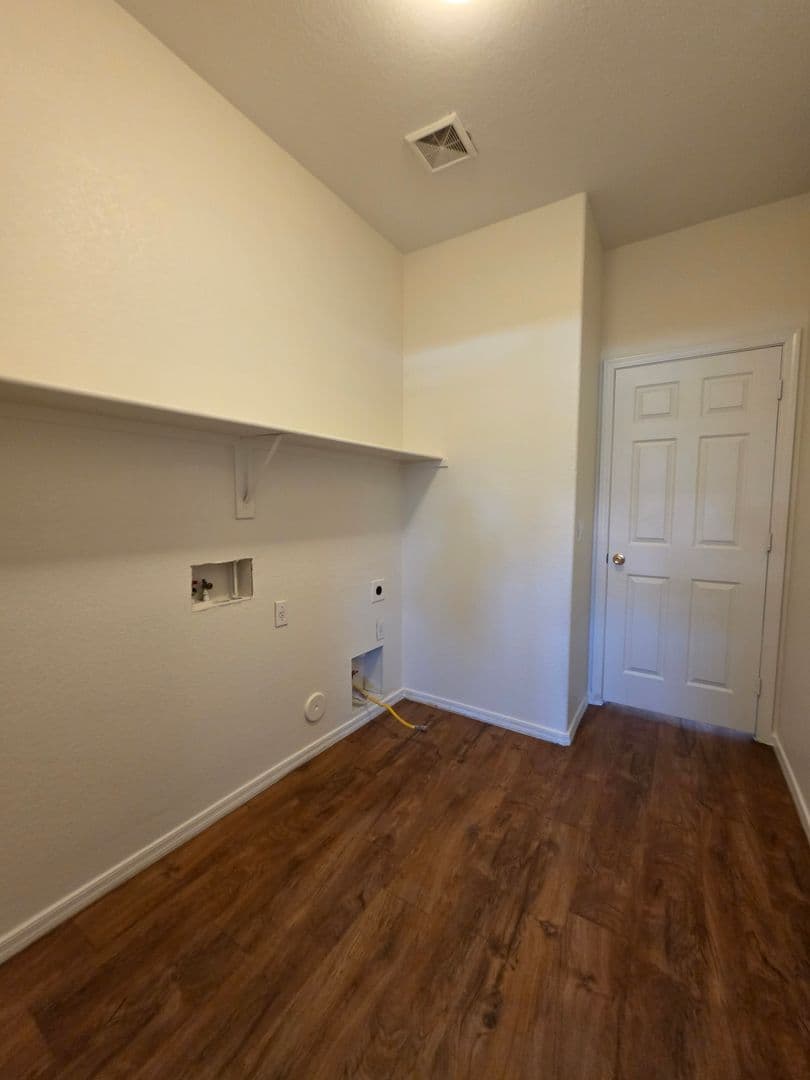 Maricopa House: 22257 N Gibson Dr
