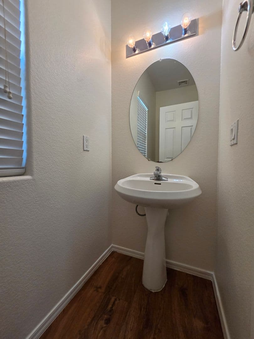 Maricopa House: 22257 N Gibson Dr
