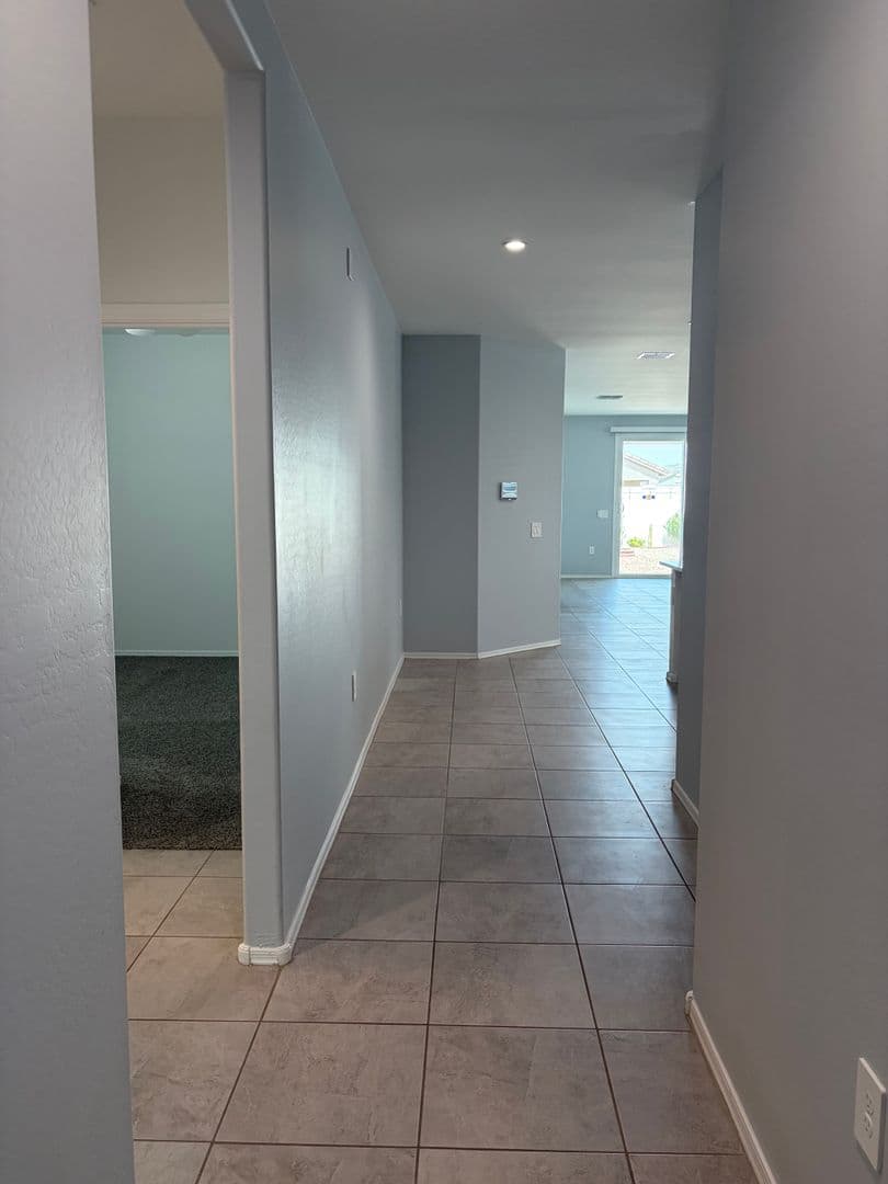 Maricopa House: 36202 W San Alvarez Ave