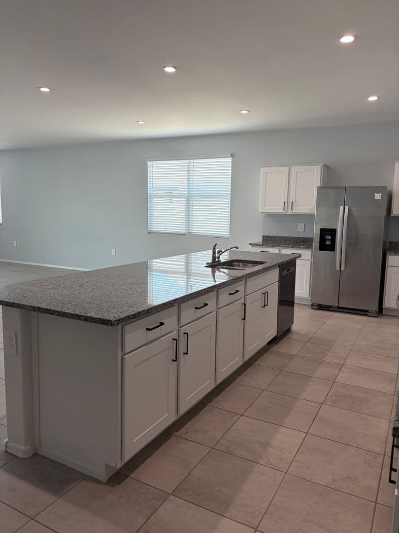 Maricopa House: 36202 W San Alvarez Ave
