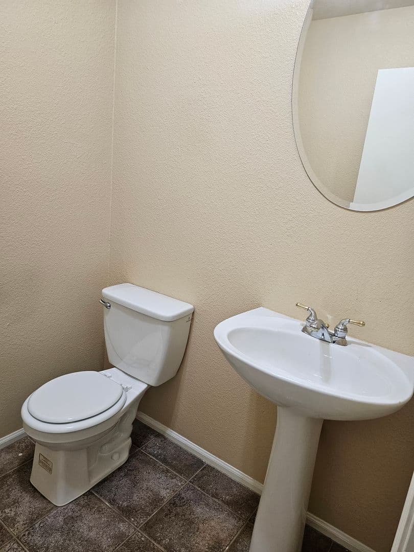 Maricopa House: 42804 W Sunland Dr