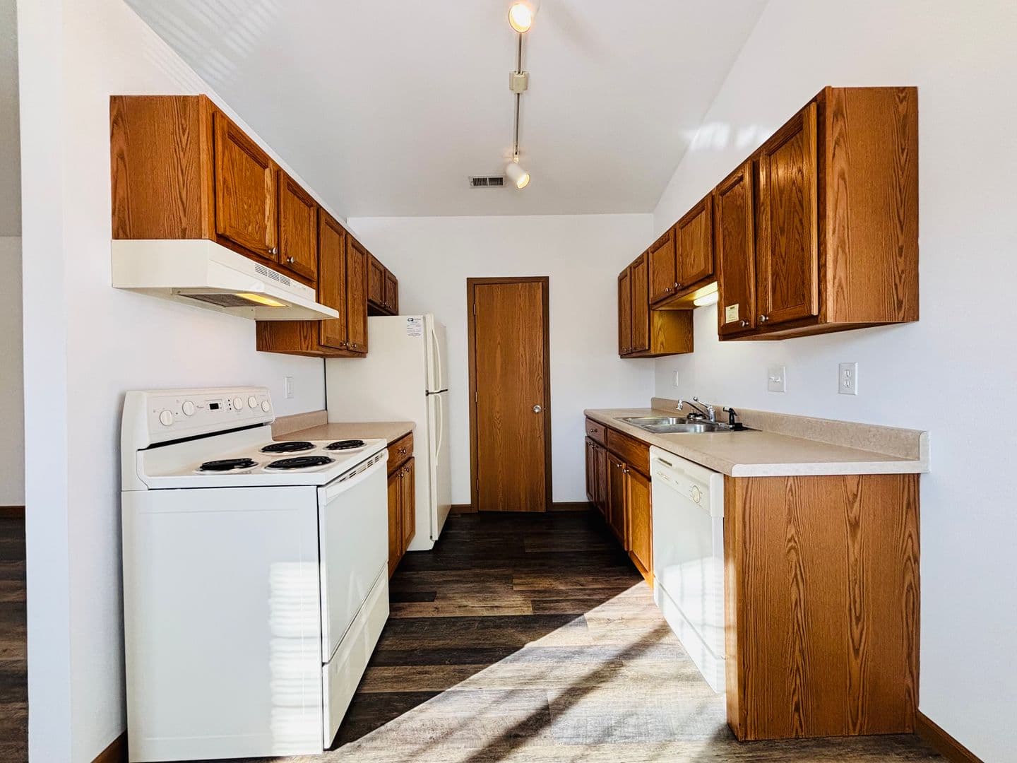 Belleville Apartment: 1671 Shadow Ridge Court