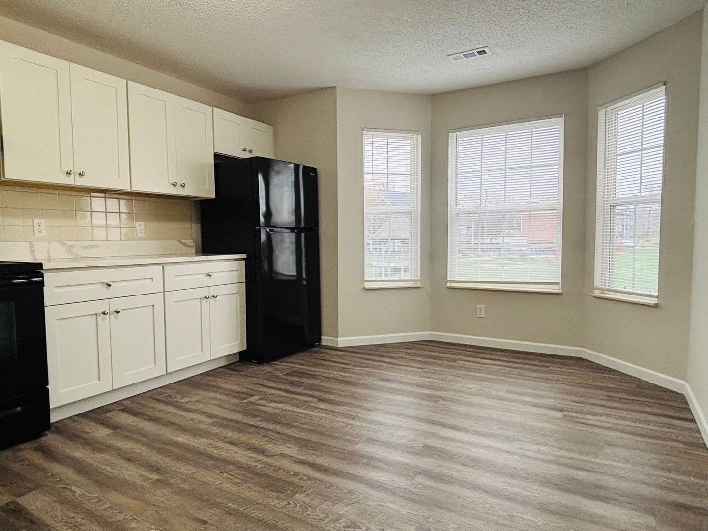 O'Fallon Apartment: 220 Savannah Noel Street