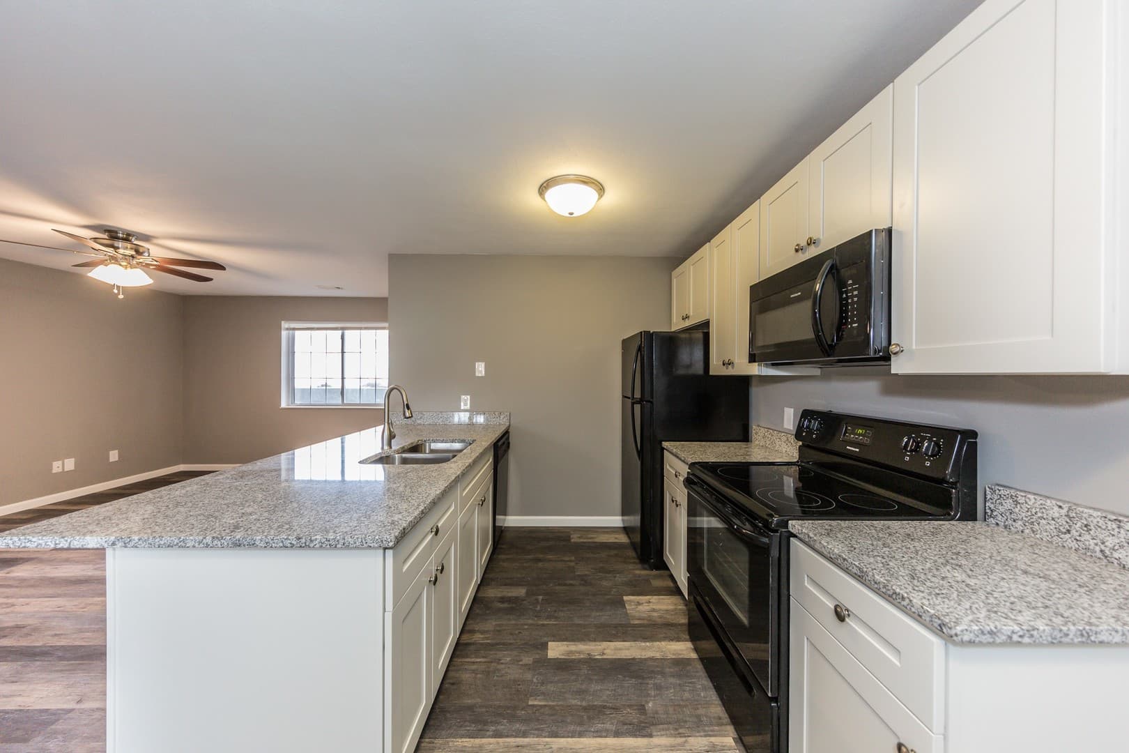 O'Fallon Apartment: 220 Savannah Noel Street