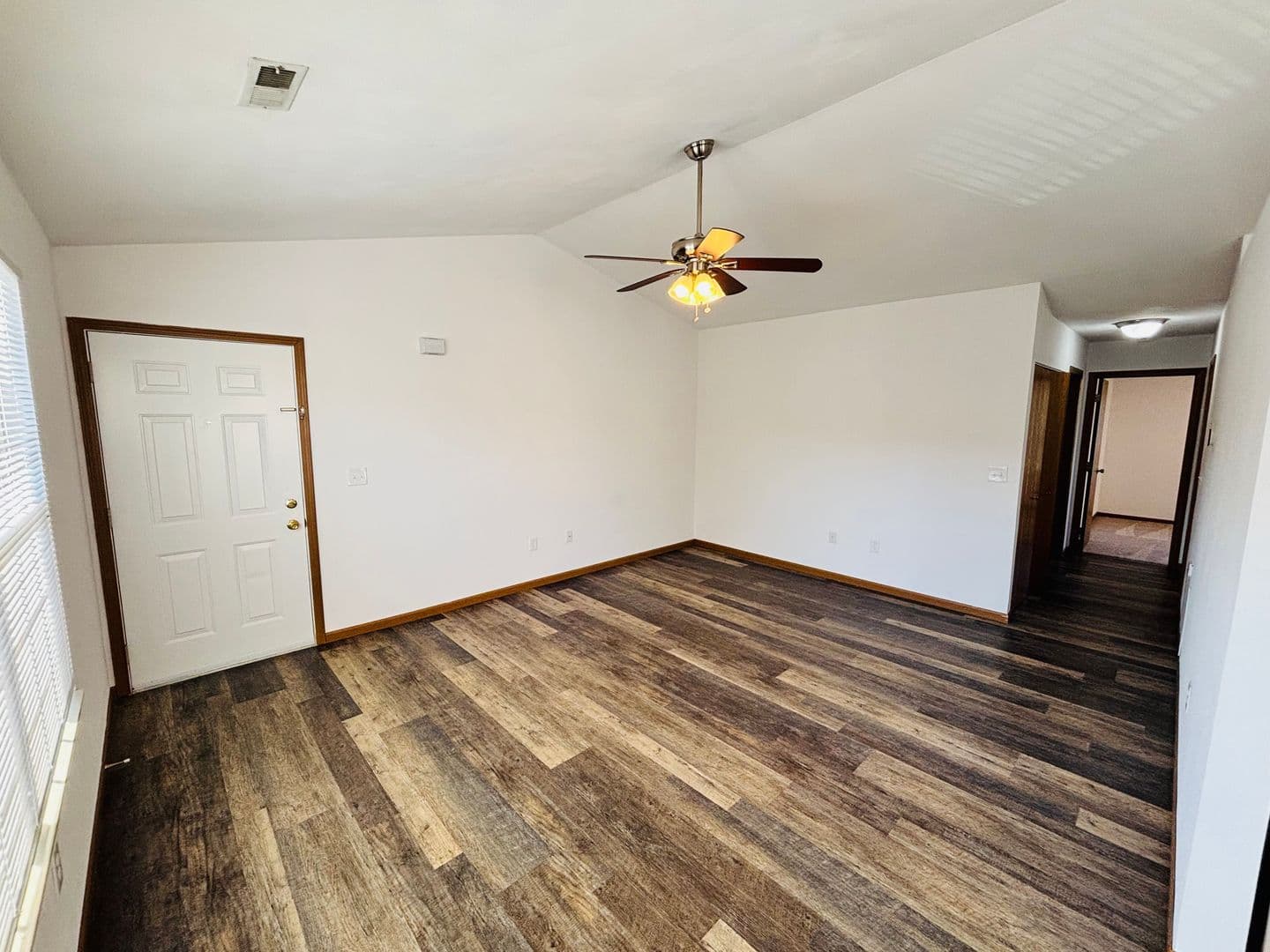 Belleville Apartment: 1671 Shadow Ridge Court