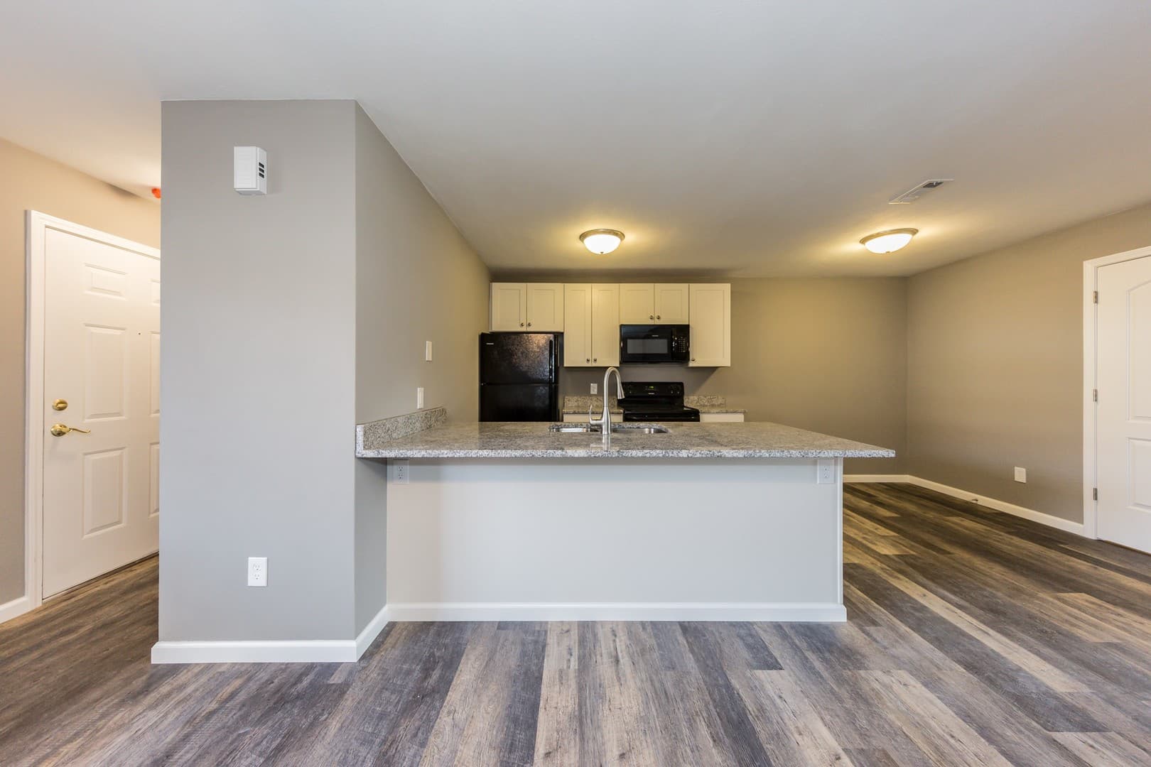 O'Fallon Apartment: 220 Savannah Noel Street