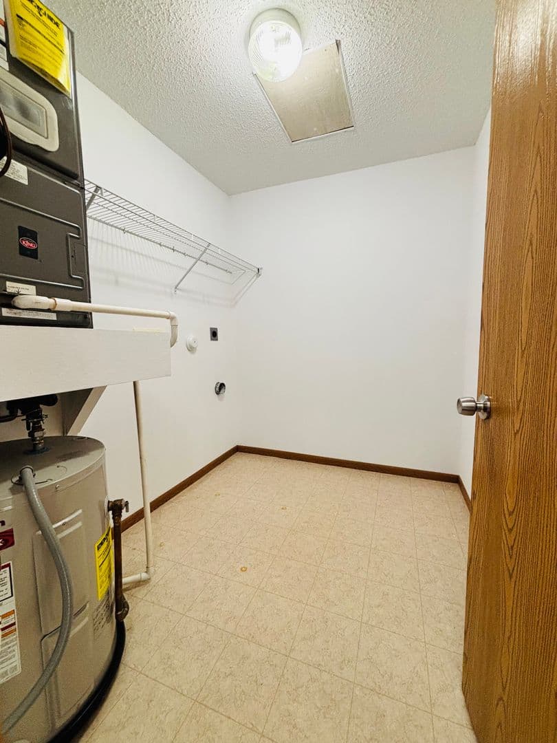 O'Fallon Apartment: 220 Savannah Noel Street
