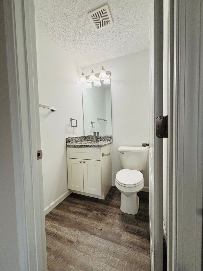 O'Fallon Apartment: 220 Savannah Noel Street
