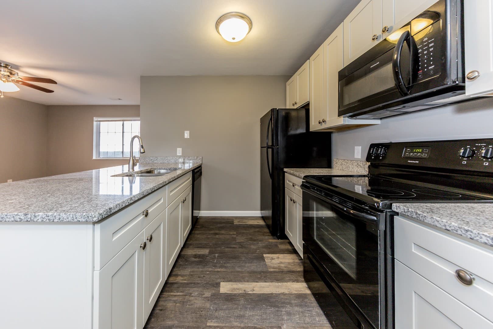 O'Fallon Apartment: 220 Savannah Noel Street