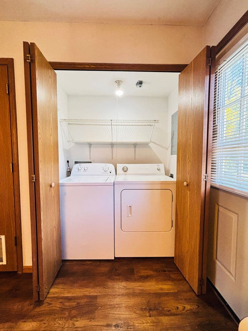 Belleville Apartment: 1730 Shadow Ridge Ct