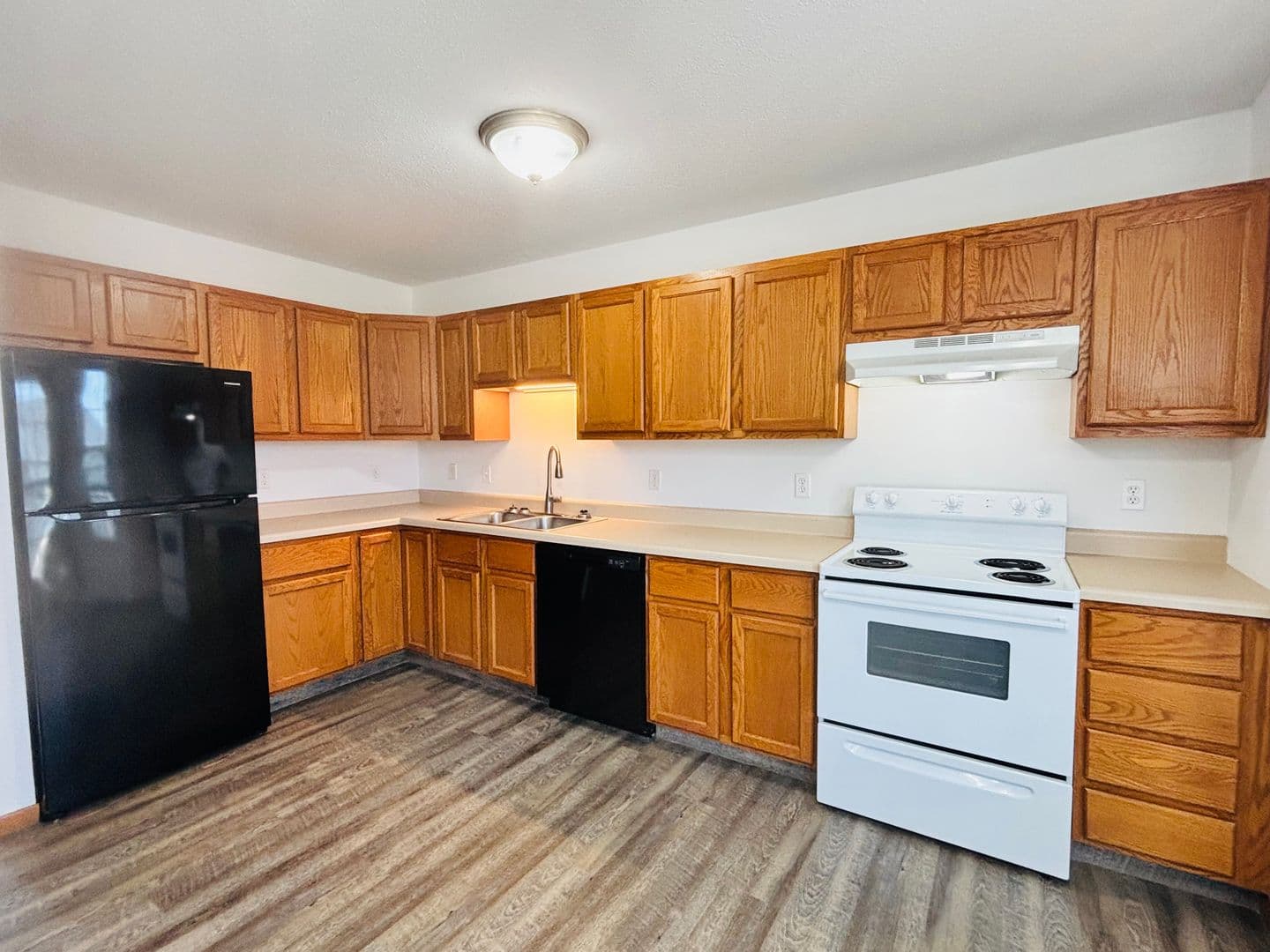 O'Fallon Apartment: 220 Savannah Noel Street