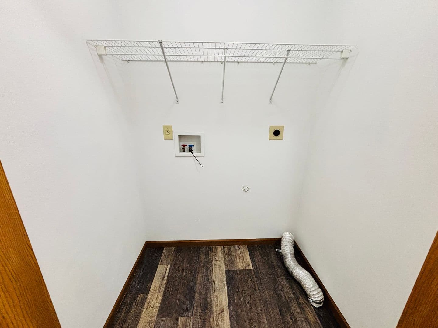 Belleville Apartment: 1671 Shadow Ridge Court