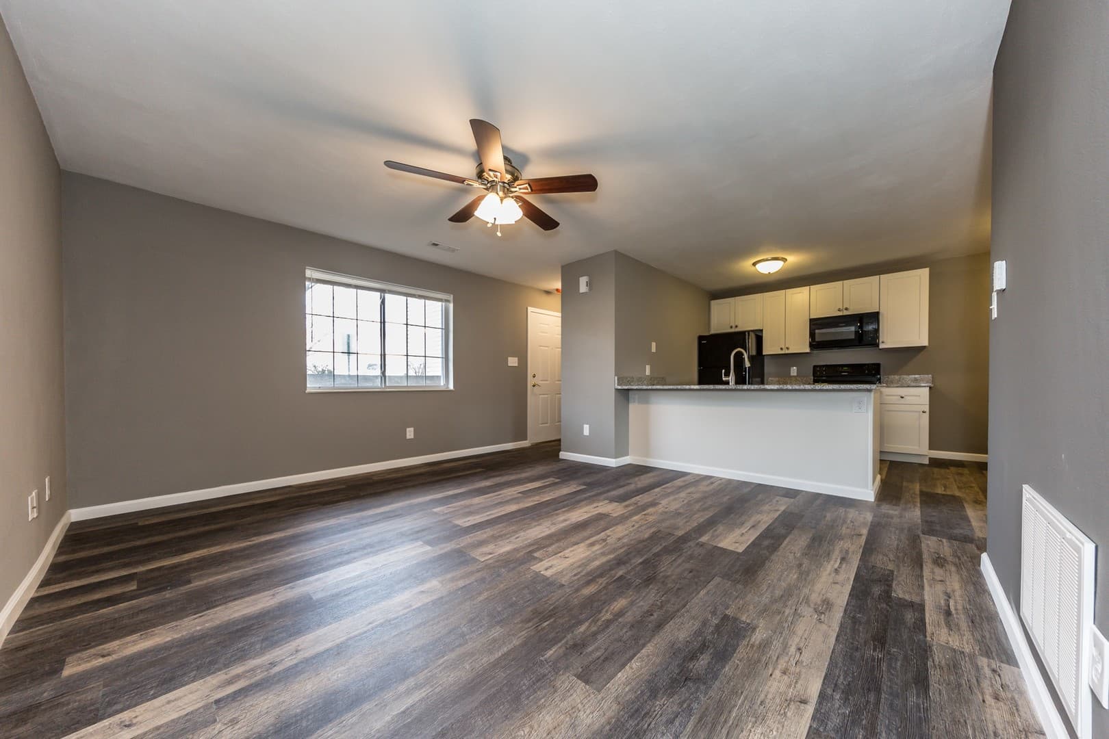 O'Fallon Apartment: 220 Savannah Noel Street