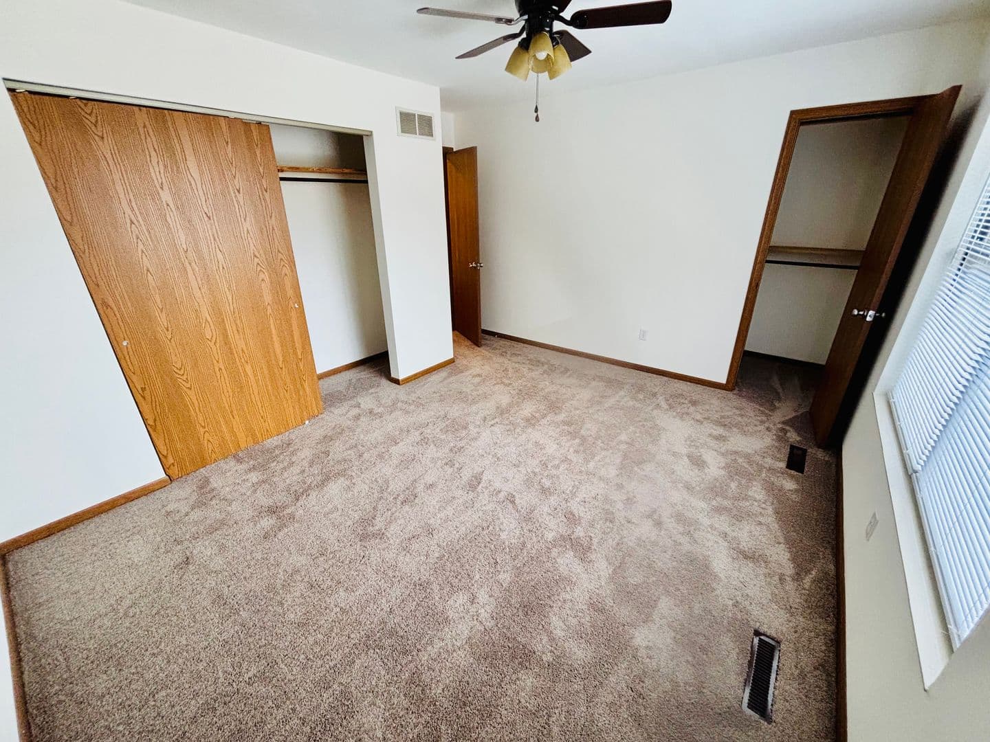 Belleville Apartment: 1730 Shadow Ridge Ct
