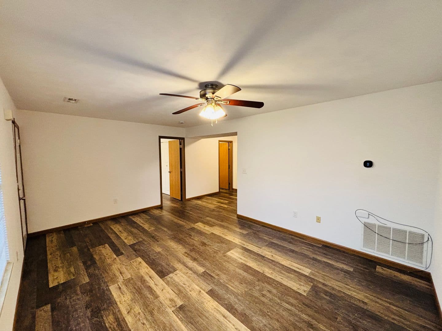 Belleville Apartment: 1671 Shadow Ridge Court
