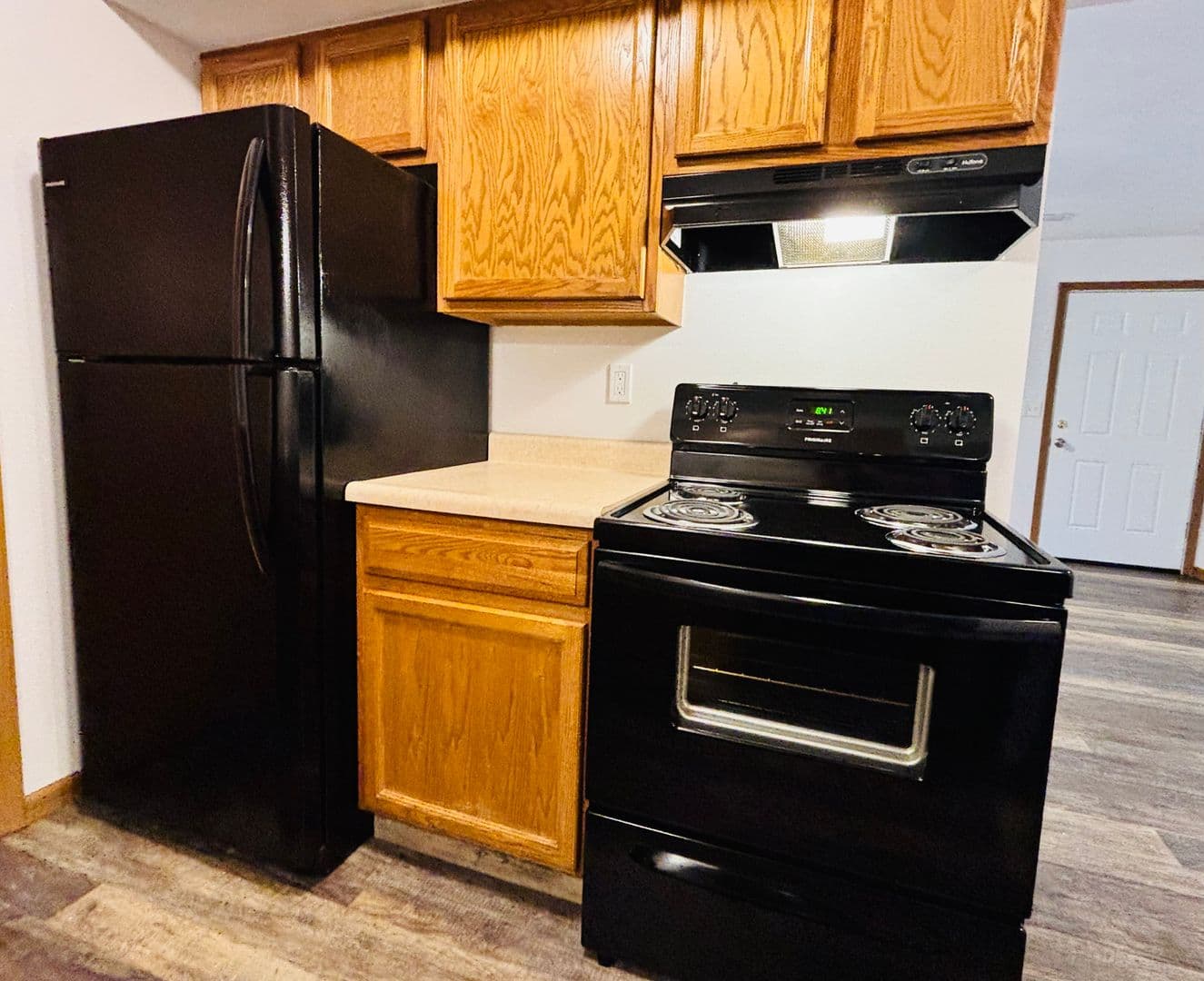 Belleville Apartment: 1671 Shadow Ridge Court