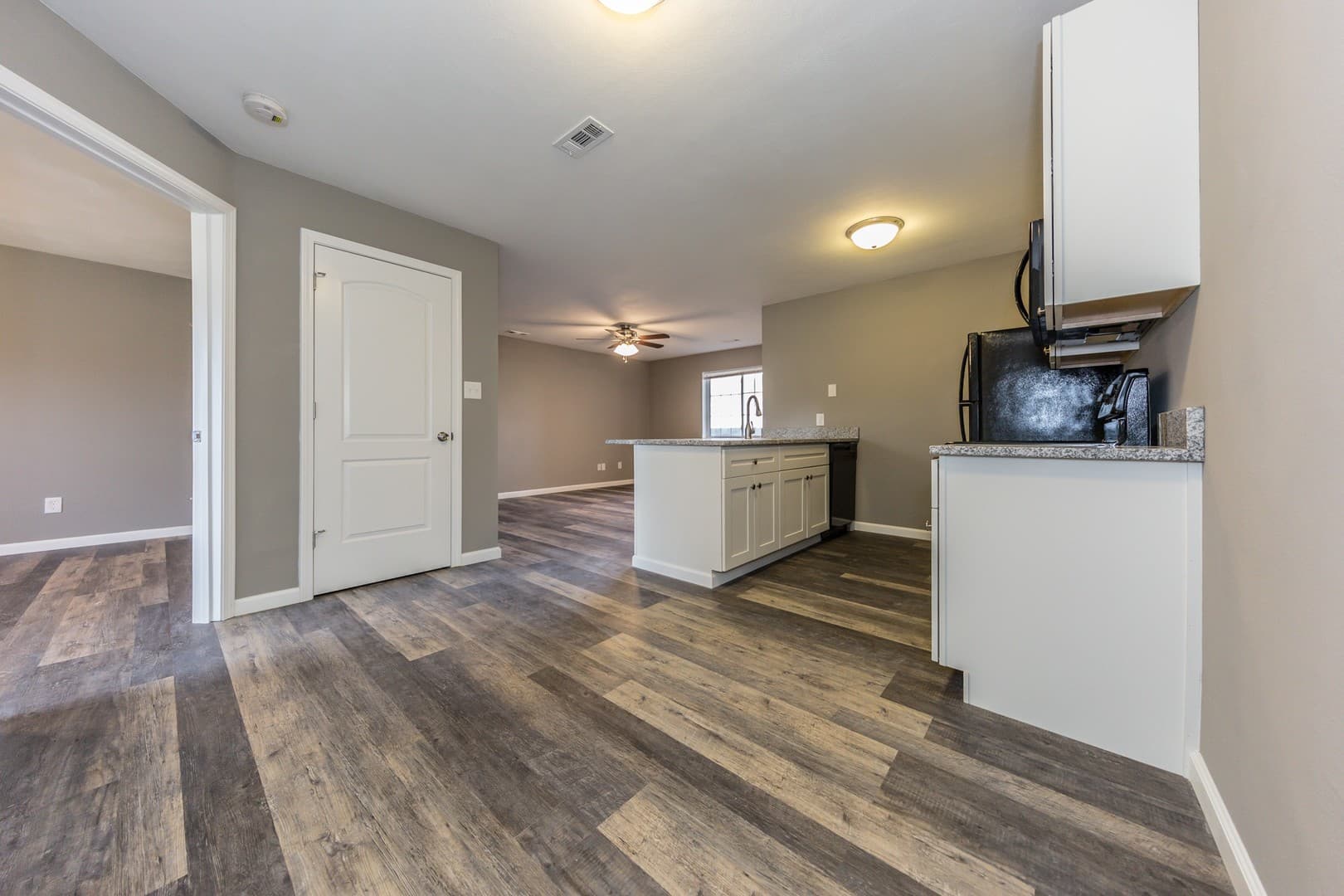 O'Fallon Apartment: 220 Savannah Noel Street