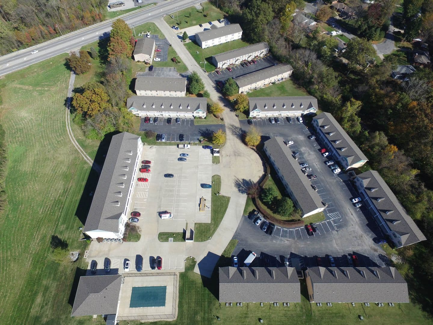 Belleville Apartment: 1671 Shadow Ridge Court
